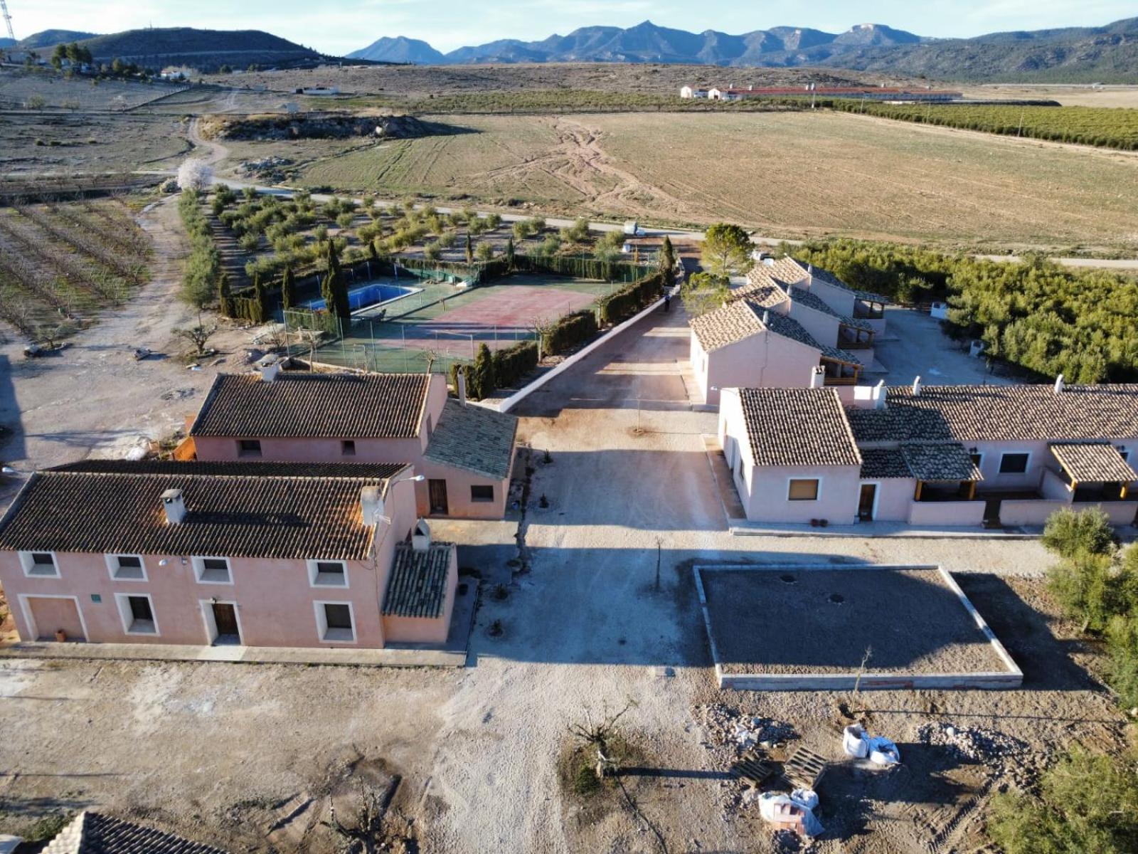 Cortijo Ojos Del Prado *