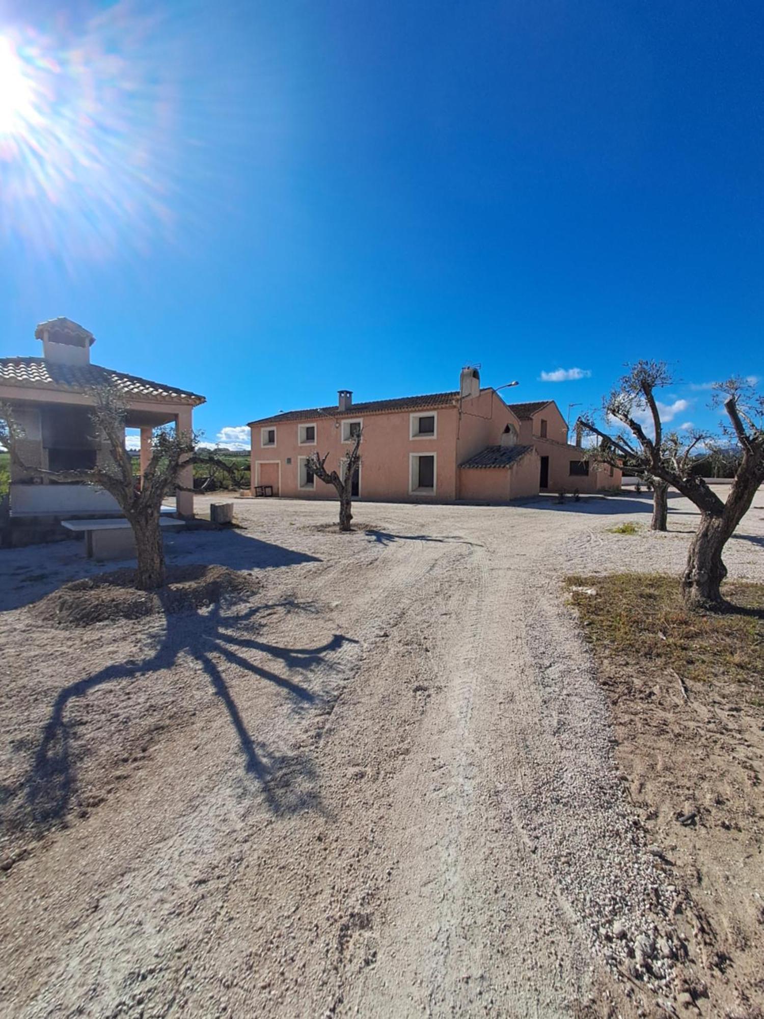 Cortijo Ojos Del Prado *